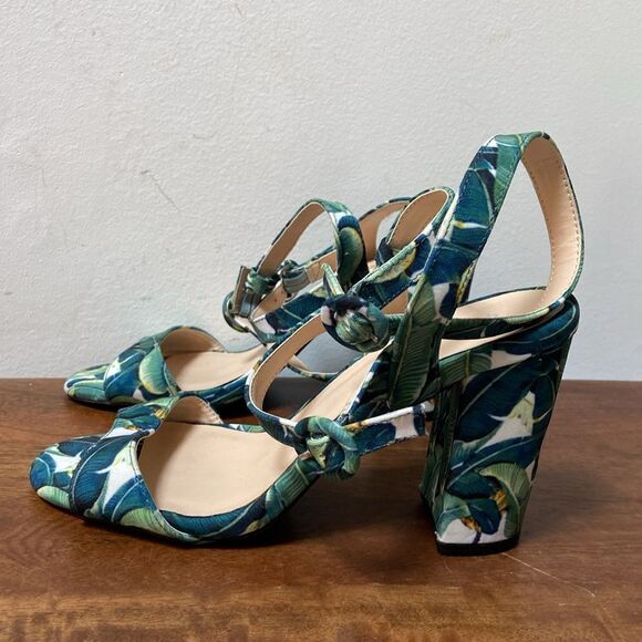 Qupid Green and Blue Heels with Wrap around Ankle Design - Picture 6 of 11